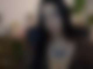 Live cam show with Hannabee18 - BBW on alttransgirls