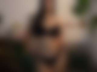Hannabee18's Live Sex Cam Show