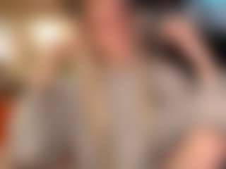 Live cam show with KyungMowers - Lesbian on Camsoda