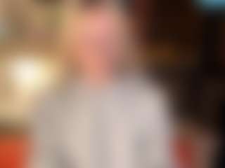 Live cam show with KyungMowers - New Brown Eyes on Cam Slut
