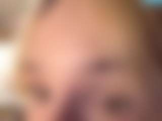 KyungMowers's Live Sex Cam Show