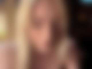 KyungMowers's Live Sex Cam Show