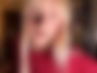 Live cam show with KyungMowers - Bedroom Teen (18+) on eurowanks.com