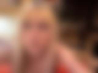 Spettacolo in cam dal vivo con KyungMowers - Striptease Young Adult su Camsoda