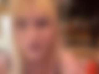 KyungMowers's Live Sex Cam Show