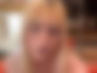 Live cam show with KyungMowers - New Tattoos on MyBangCams