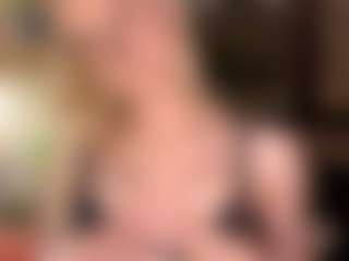 Live cam show with KyungMowers - Brown Eyes Blonde Hair on Latina Girls