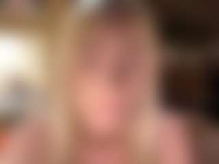 KyungMowers's Live Sex Cam Show