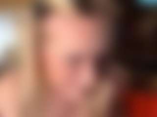 Live cam show with KyungMowers - Fingering Young Adult on Camsoda