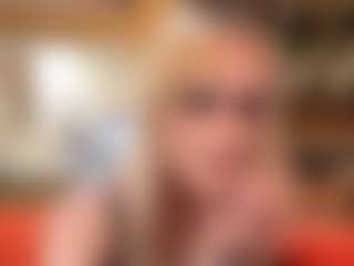 KyungMowers's Live Sex Cam Show