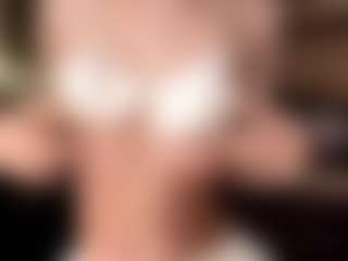 Spettacolo in cam dal vivo con KyungMowers - Blonde Hair su Camsoda