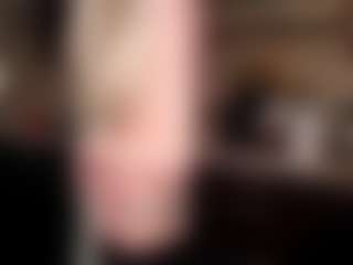 Live cam show with KyungMowers - Bedroom Blonde Hair on xDating