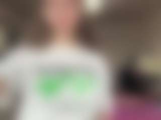 Live cam show with Luise - Handjob on livesuperchat.net