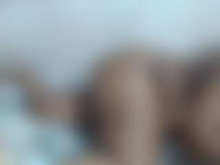 Live cam show with THICKCURVY - Brown Eyes MILF on madthumbs