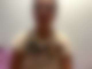 Live cam show with AgustinaSchroepfer - New Lovense on madthumbs