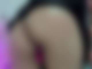 Live cam show with hailey-gomez - Tattoos on Streamer API