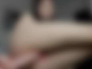 leyla-kiss's Live Sex Cam Show