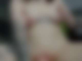 Live cam show with leyla-kiss - Lovely on Dolls Live