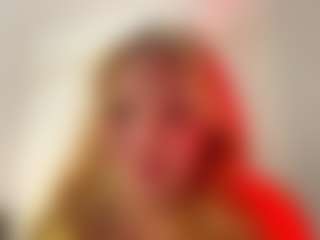 Live cam show with LienGuillereault - College on CamwithHer