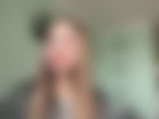 LoidaBole's Live Sex Cam Show