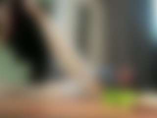 Live cam show with LoidaBole - Hairy Pussy Latina on sexytreat.net
