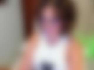 Live cam show with MarilynStonee - Butt Plug on Camsoda
