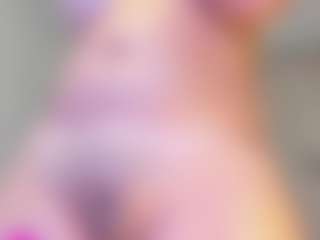 Live cam show with MarilynStonee - Petite on Camsoda