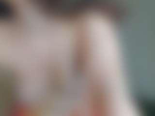 Live cam show with NayaBliss - Green Eyes on WildCum