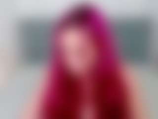 Renesmie's Live Sex Cam Show