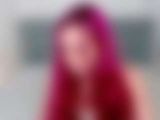 Renesmie's Live Sex Cam Show