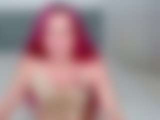 Renesmie's Live Sex Cam Show