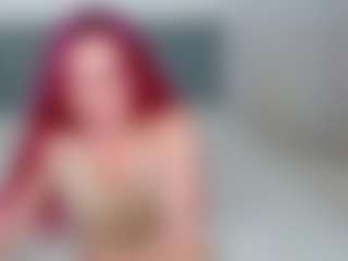 Renesmie's Live Sex Cam Show