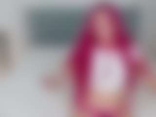 Renesmie's Live Sex Cam Show
