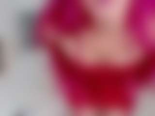Live cam show with Renesmie - Smoking on galaxygirlnitro.com