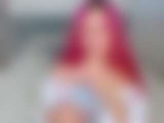 Renesmie's Live Sex Cam Show
