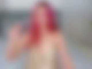 Renesmie's Live Sex Cam Show