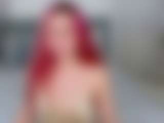 Renesmie's Live Sex Cam Show