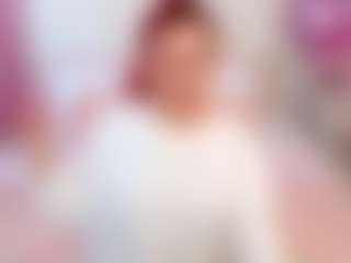 Renesmie's Live Sex Cam Show