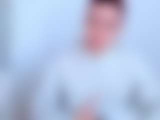Live cam show with Renesmie - Body Massage on Camiplay Live