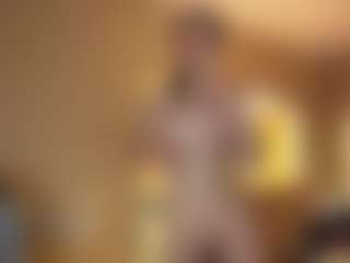 Live cam show with TeriNunery - Small Tits on Camsoda