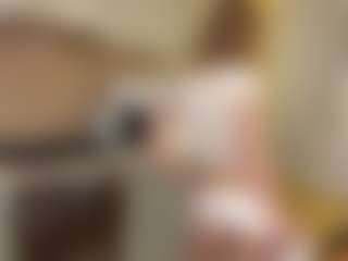 Live cam show with TeriNunery - Double Penetration on Camming Site