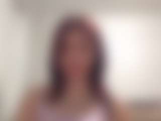 Live cam show with VennieStjohns - Striptease on CamClone