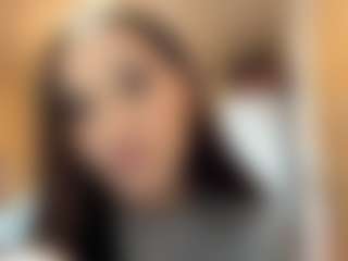 Kira's Live Sex Cam Show
