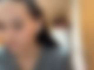 Kira's Live Sex Cam Show