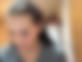 Kira's Live Sex Cam Show