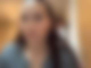 Kira's Live Sex Cam Show
