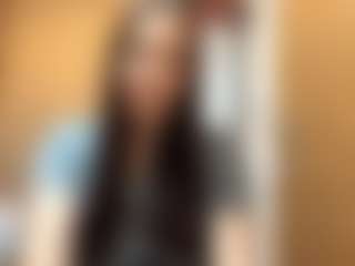 Kira's Live Sex Cam Show