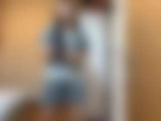 Kira's Live Sex Cam Show
