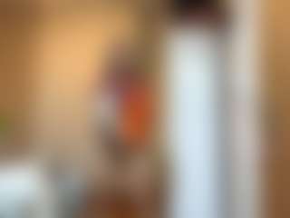 Kira's Live Sex Cam Show