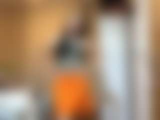 Kira's Live Sex Cam Show